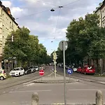 Best Connected Near Ostbahnhof With Balcony