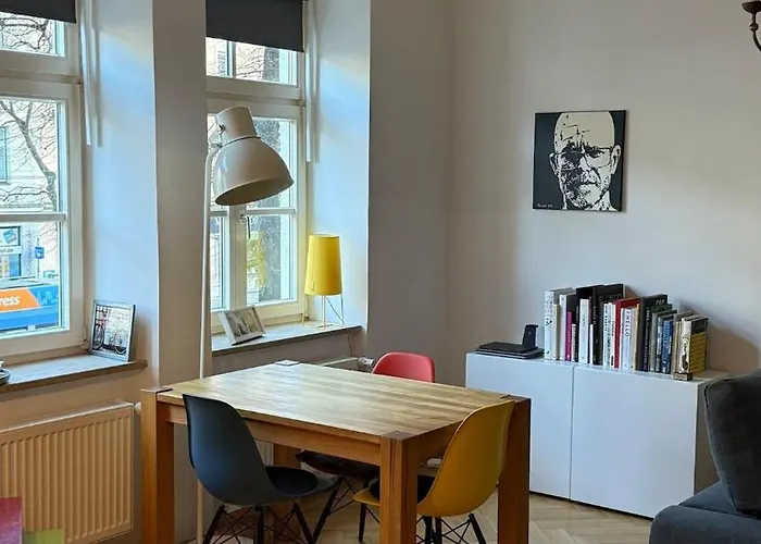 Best Connected Near Ostbahnhof With Balcony